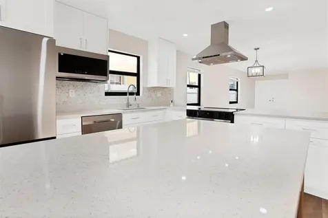 391 NW 58th Avenue Miami FL 33126