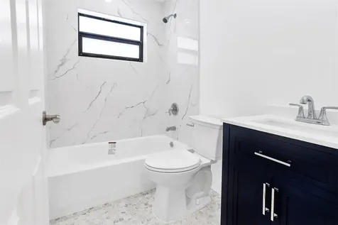 391 NW 58th Avenue Miami FL 33126