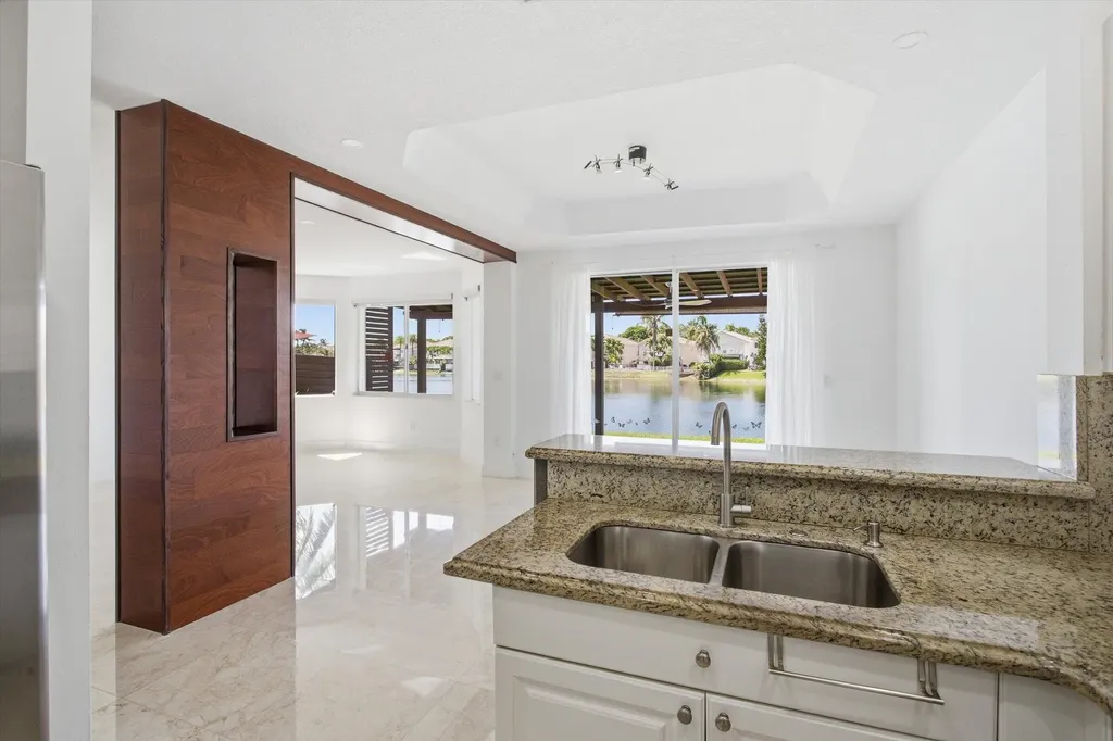 11180 NW 73rd Street Doral FL 33178