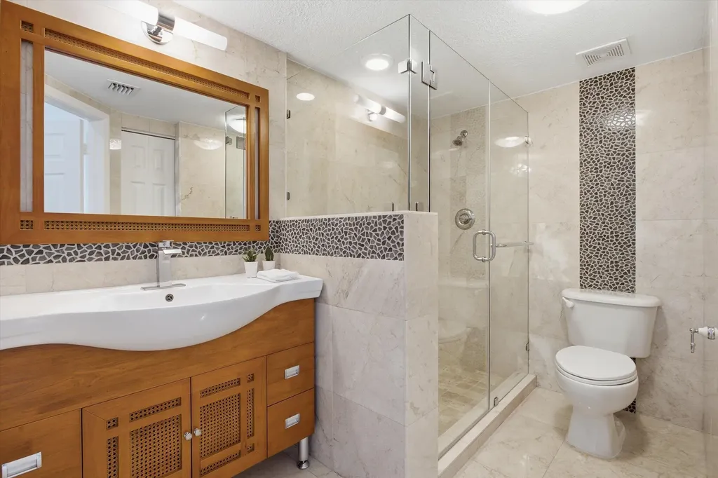 11180 NW 73rd Street Doral FL 33178