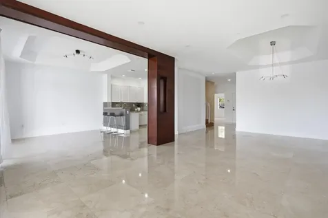 11180 NW 73rd Street Doral FL 33178