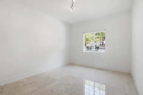 11180 NW 73rd Street Doral FL 33178