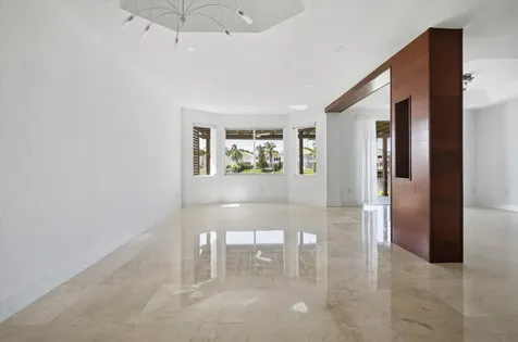 11180 NW 73rd Street Doral FL 33178