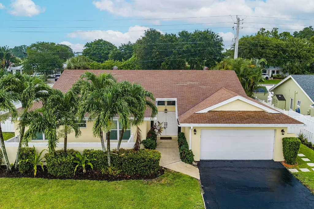 433 SW 27th Avenue Delray Beach FL 33445