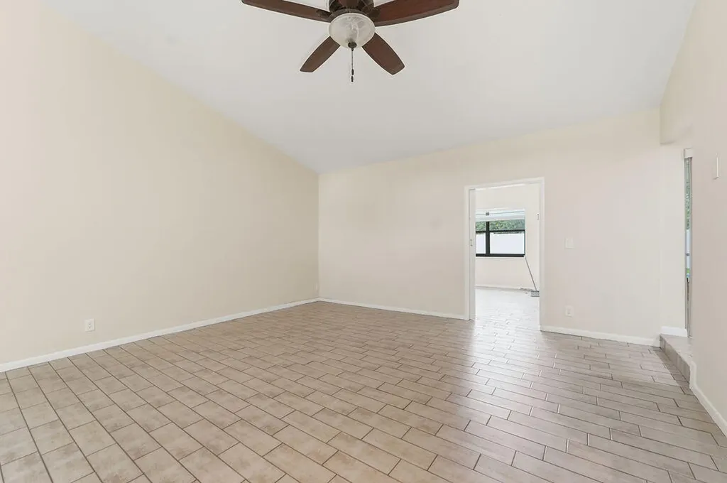 433 SW 27th Avenue Delray Beach FL 33445