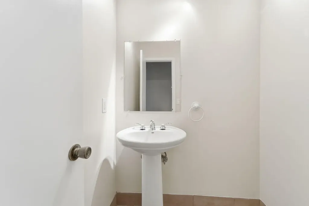 433 SW 27th Avenue Delray Beach FL 33445