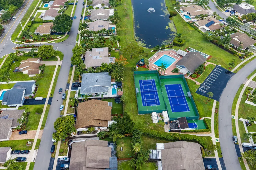 433 SW 27th Avenue Delray Beach FL 33445