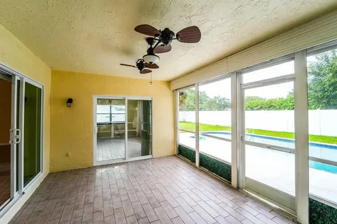 433 SW 27th Avenue Delray Beach FL 33445