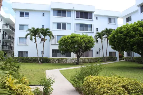 6698 N 10th Avenue Avenue N Lake Worth FL 33467