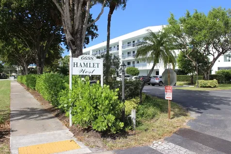 6698 N 10th Avenue Avenue N Lake Worth FL 33467