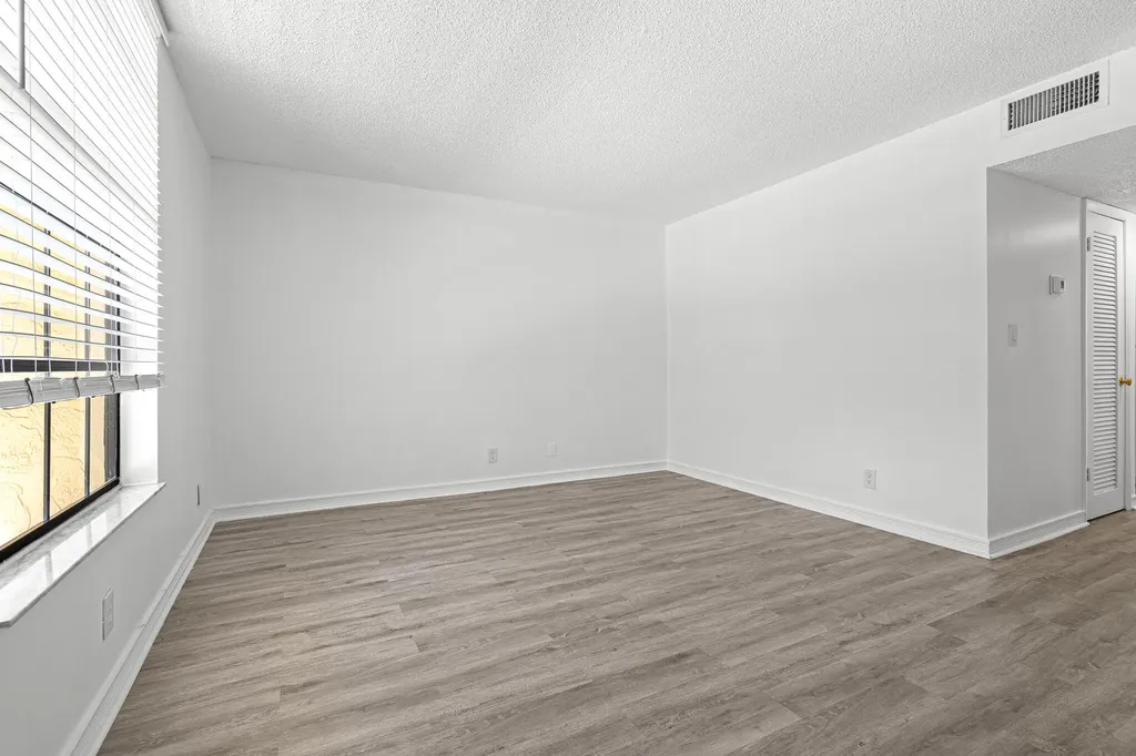 769 SE 1st Way Deerfield Beach FL 33441