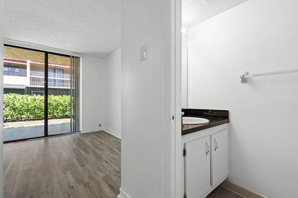 769 SE 1st Way Deerfield Beach FL 33441