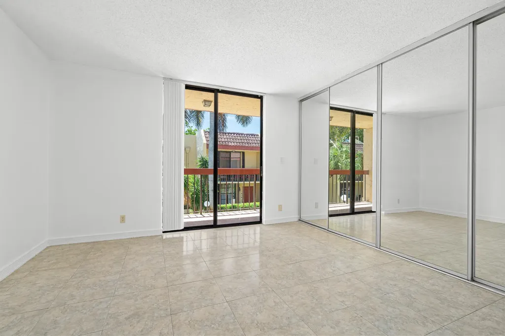769 SE 1st Way Deerfield Beach FL 33441