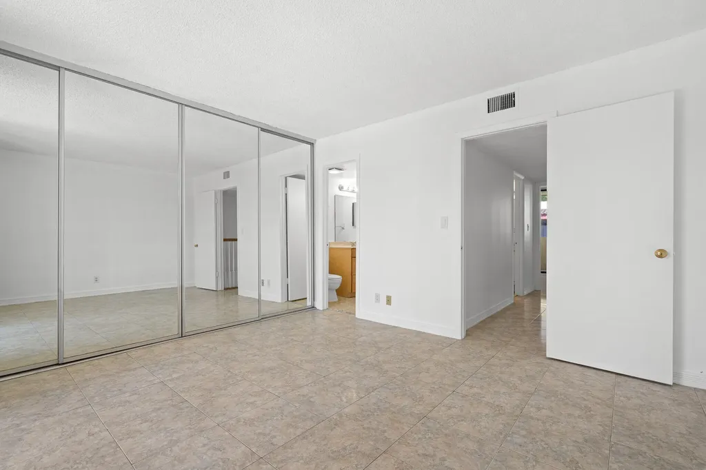769 SE 1st Way Deerfield Beach FL 33441