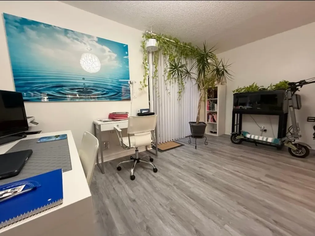 769 SE 1st Way Deerfield Beach FL 33441