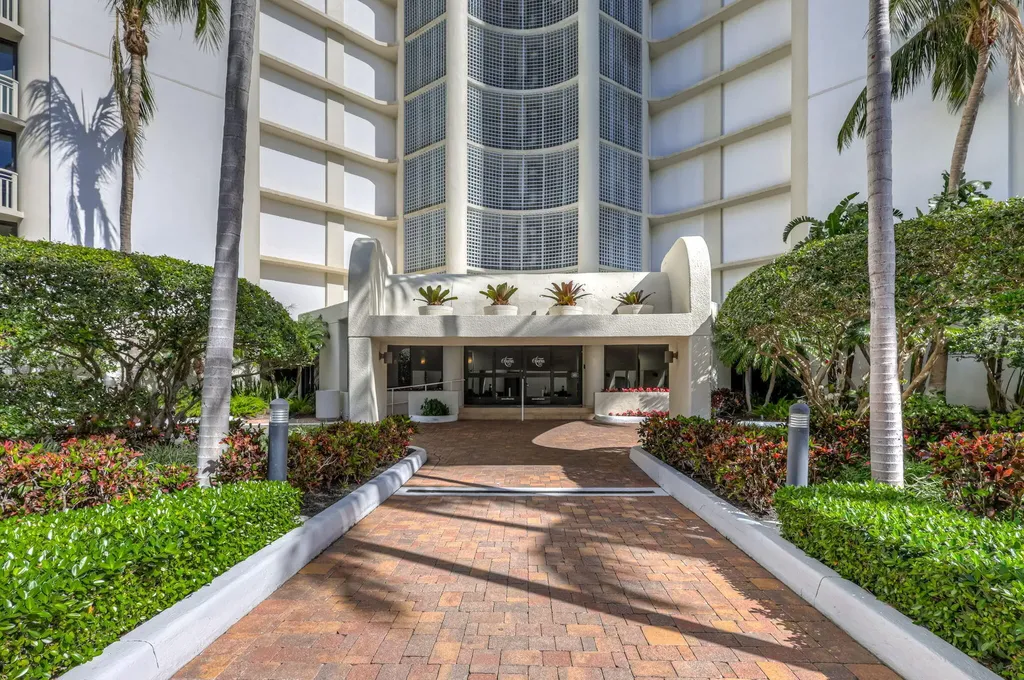 3000 N Ocean Avenue Riviera Beach FL 33404