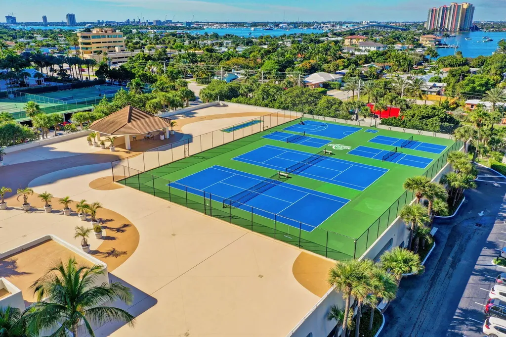 3000 N Ocean Avenue Riviera Beach FL 33404