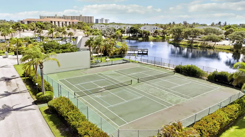1127 E Seminole Avenue Jupiter FL 33477