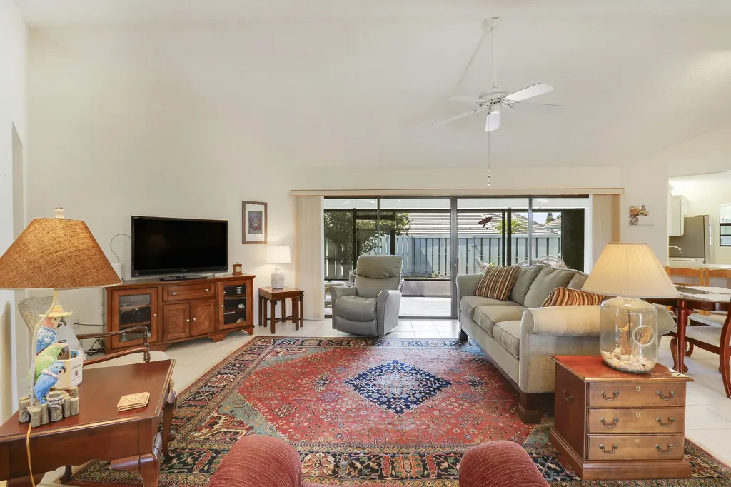 1127 E Seminole Avenue Jupiter FL 33477