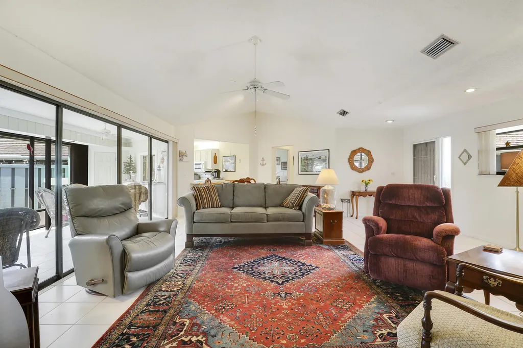 1127 E Seminole Avenue Jupiter FL 33477