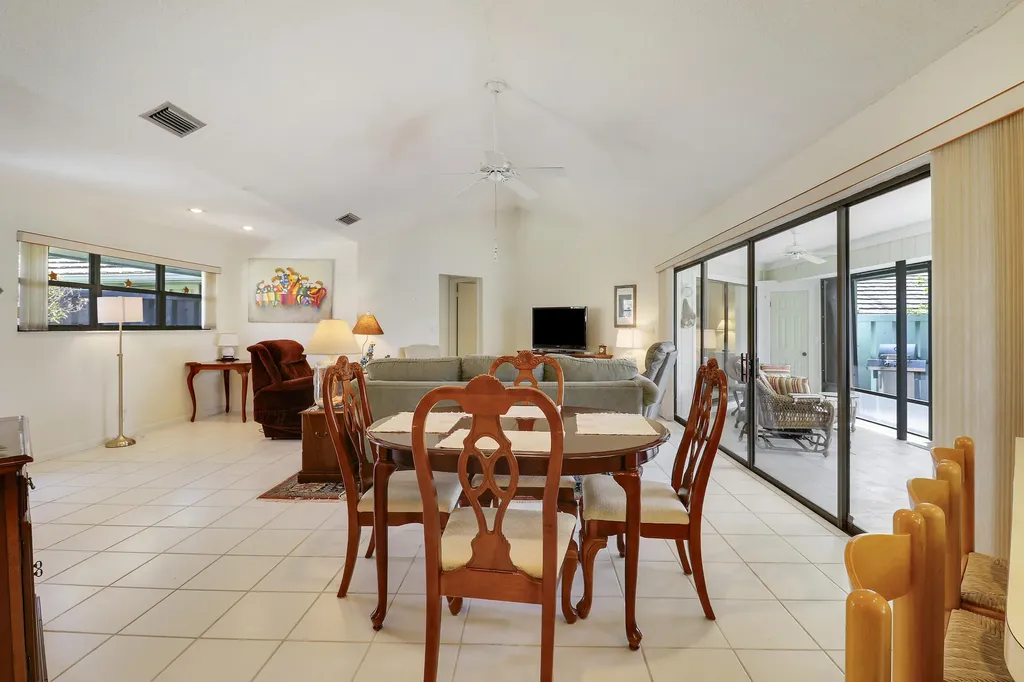 1127 E Seminole Avenue Jupiter FL 33477