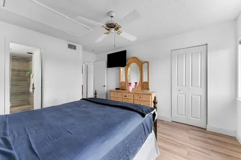 421 Pine Glen Lane Greenacres FL 33463