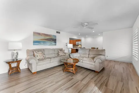 421 Pine Glen Lane Greenacres FL 33463