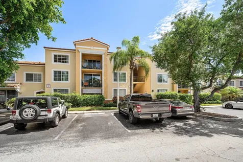 111 Yacht Club Way Hypoluxo FL 33462