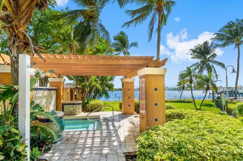 111 Yacht Club Way Hypoluxo FL 33462