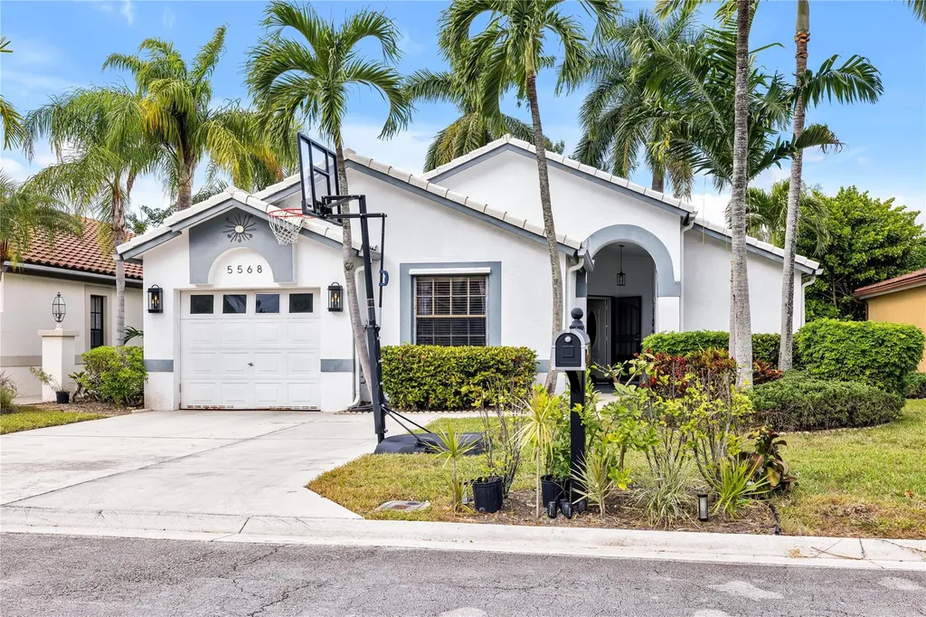 5568 American Circle Delray Beach FL 33484