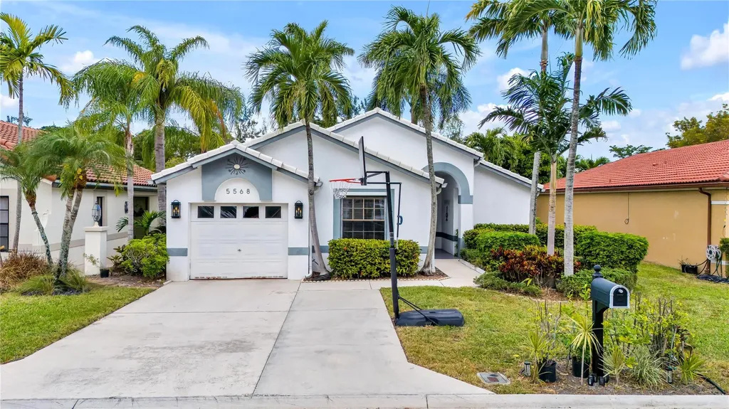5568 American Circle Delray Beach FL 33484