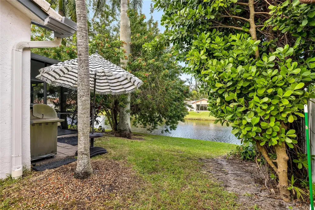 5568 American Circle Delray Beach FL 33484