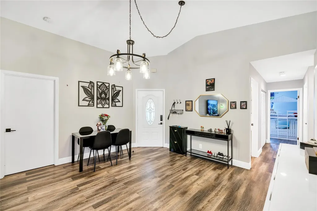 5568 American Circle Delray Beach FL 33484