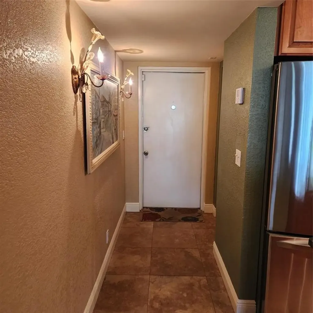 9311 Orange Grove Drive Davie FL 33324