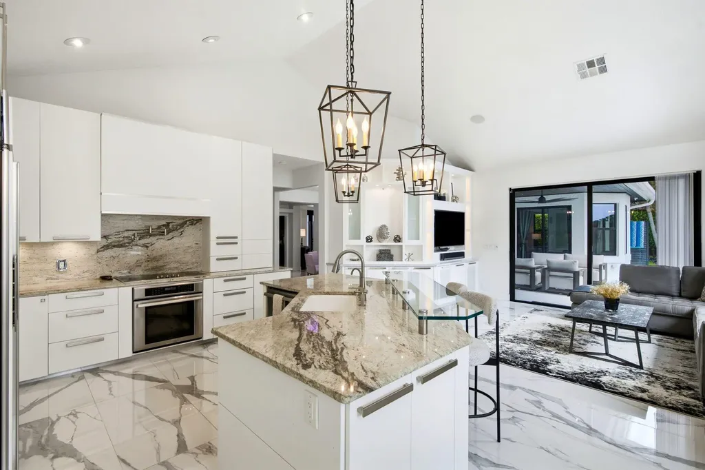 10720 Avenue Of The Avenue Palm Beach Gardens FL 33418
