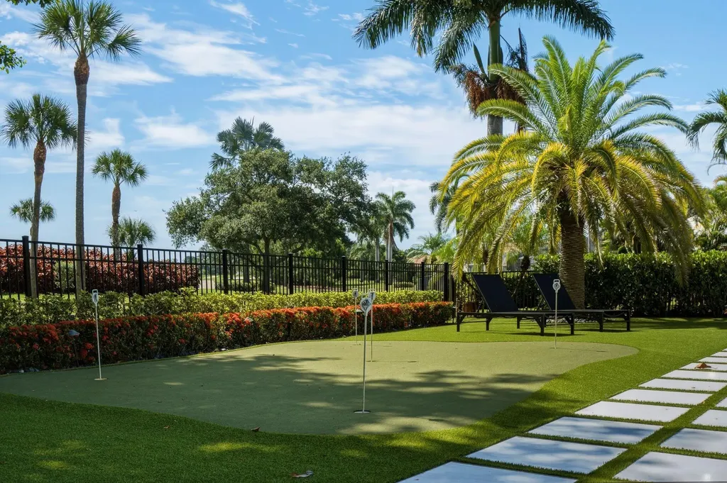 10720 Avenue Of The Avenue Palm Beach Gardens FL 33418