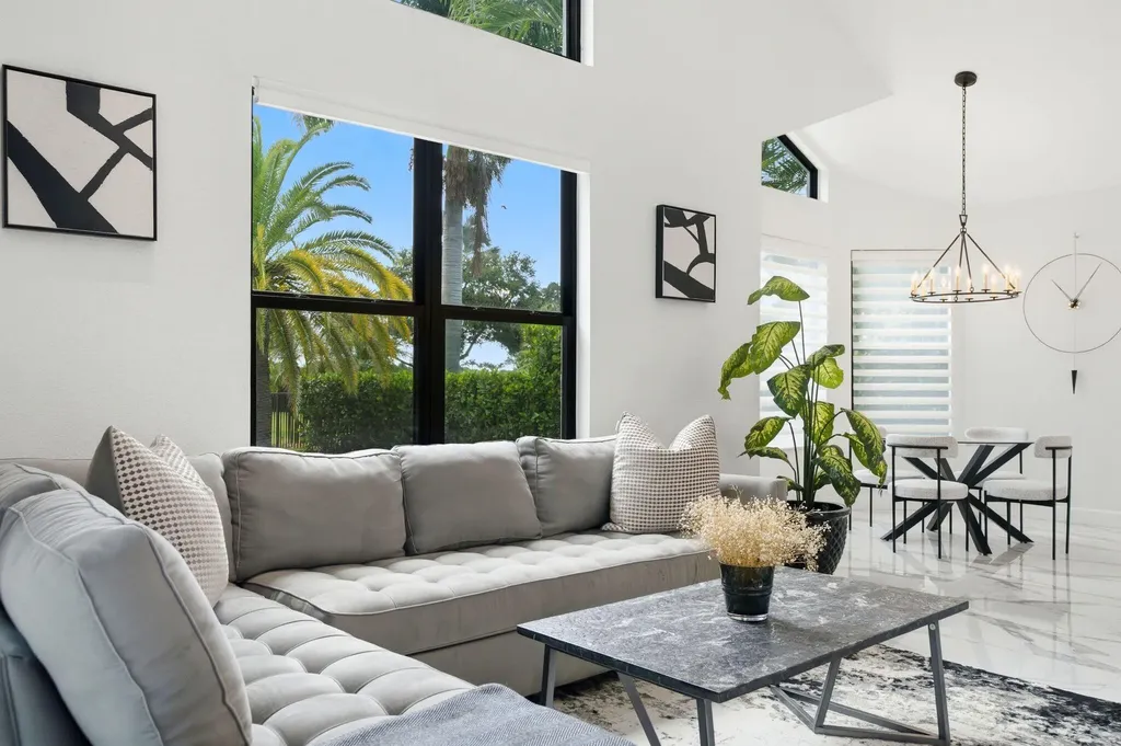10720 Avenue Of The Avenue Palm Beach Gardens FL 33418