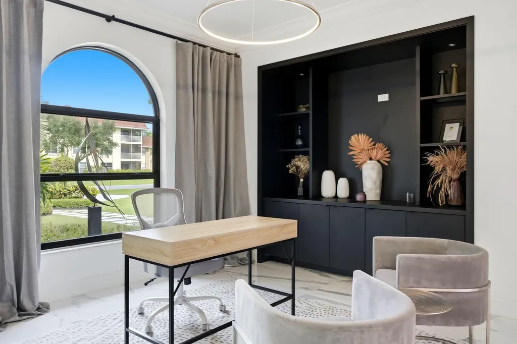 10720 Avenue Of The Avenue Palm Beach Gardens FL 33418