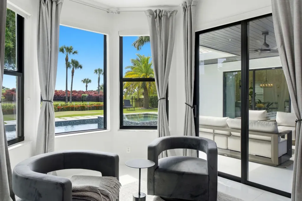 10720 Avenue Of The Avenue Palm Beach Gardens FL 33418