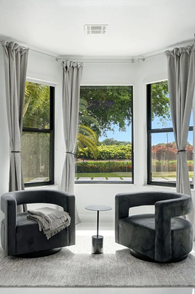 10720 Avenue Of The Avenue Palm Beach Gardens FL 33418