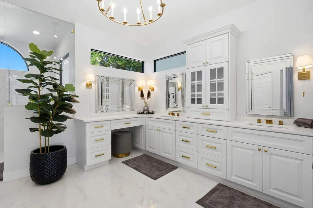 10720 Avenue Of The Avenue Palm Beach Gardens FL 33418