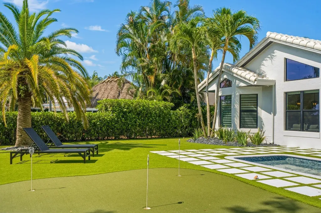 10720 Avenue Of The Avenue Palm Beach Gardens FL 33418