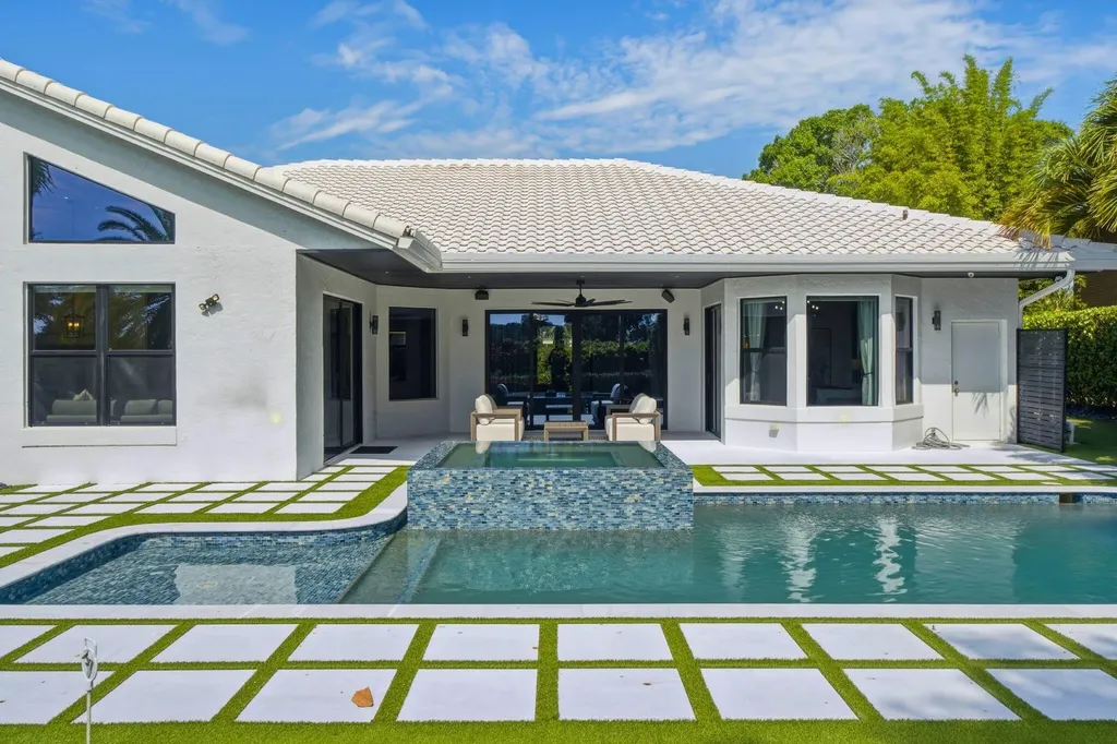10720 Avenue Of The Avenue Palm Beach Gardens FL 33418