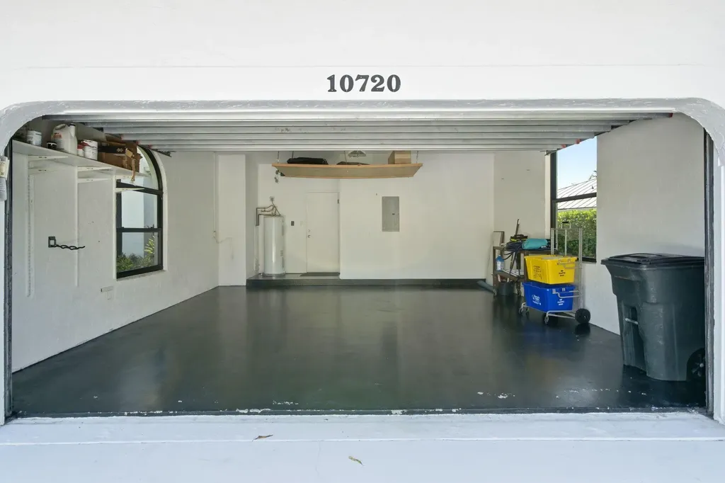 10720 Avenue Of The Avenue Palm Beach Gardens FL 33418