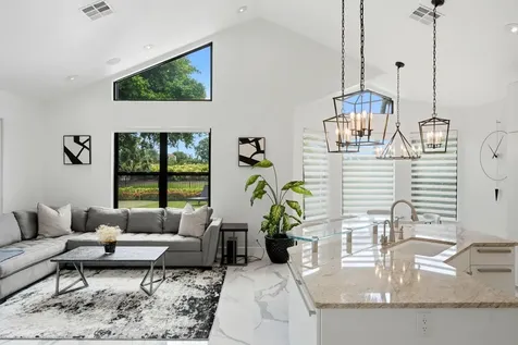 10720 Avenue Of The Avenue Palm Beach Gardens FL 33418