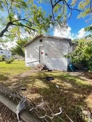 6312 NW 17th Avenue Miami FL 33147
