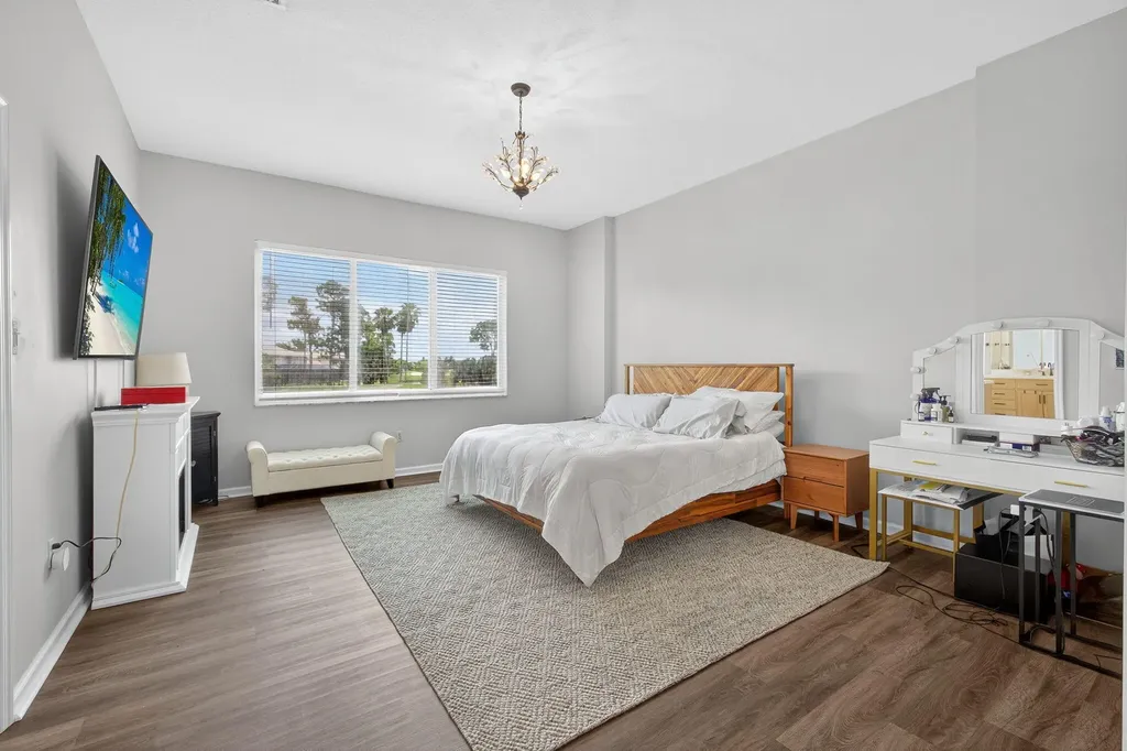2035 Reston Circle Royal Palm Beach FL 33411