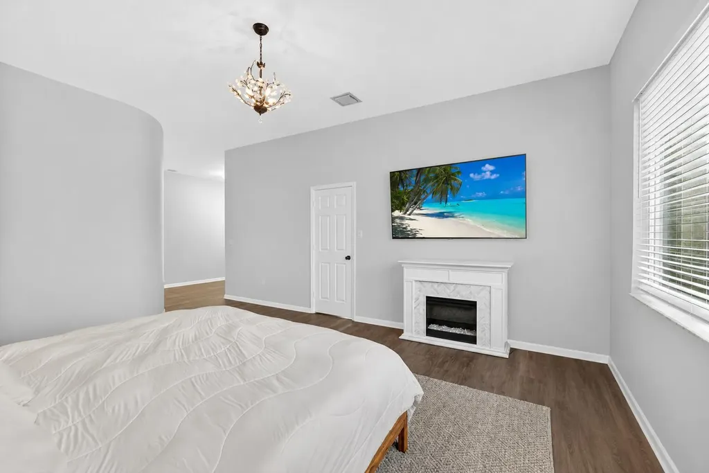 2035 Reston Circle Royal Palm Beach FL 33411