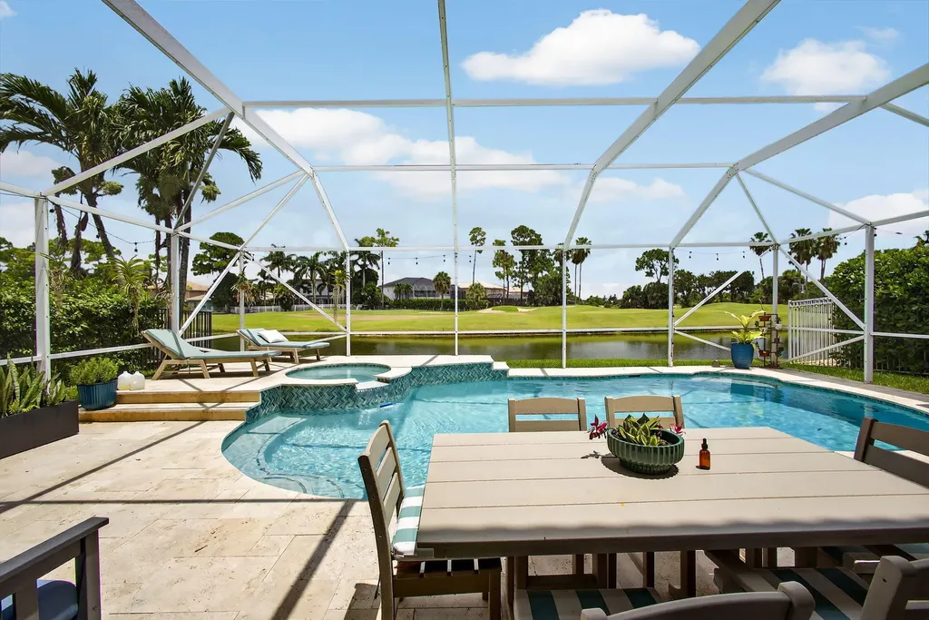 2035 Reston Circle Royal Palm Beach FL 33411