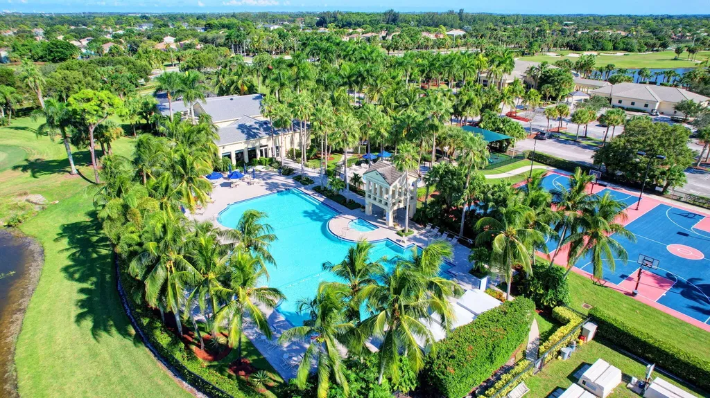2035 Reston Circle Royal Palm Beach FL 33411